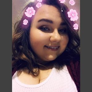 Meet your Posher, Makenzi